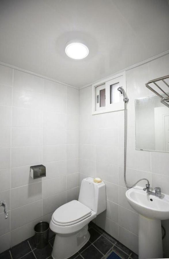Ian Guesthouse جيجو المظهر الخارجي الصورة